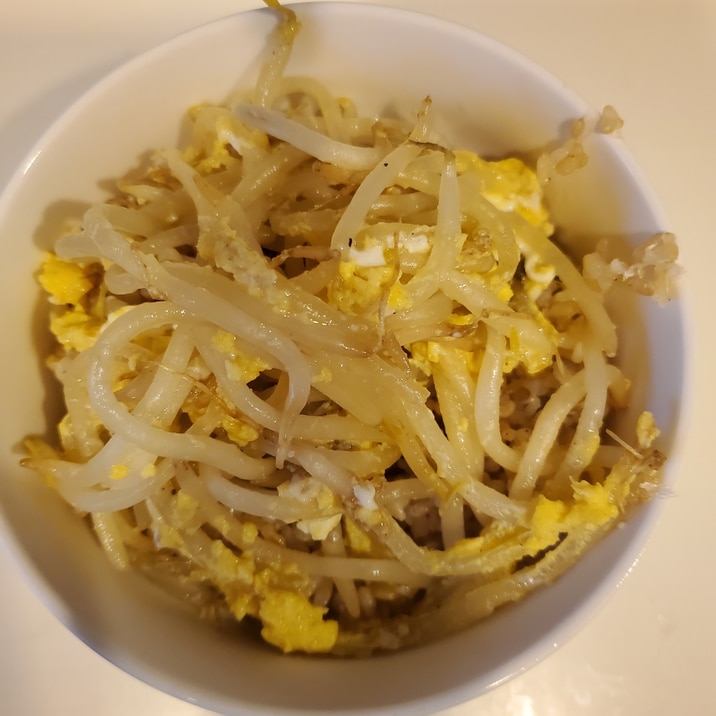 簡単 たまごもやし丼